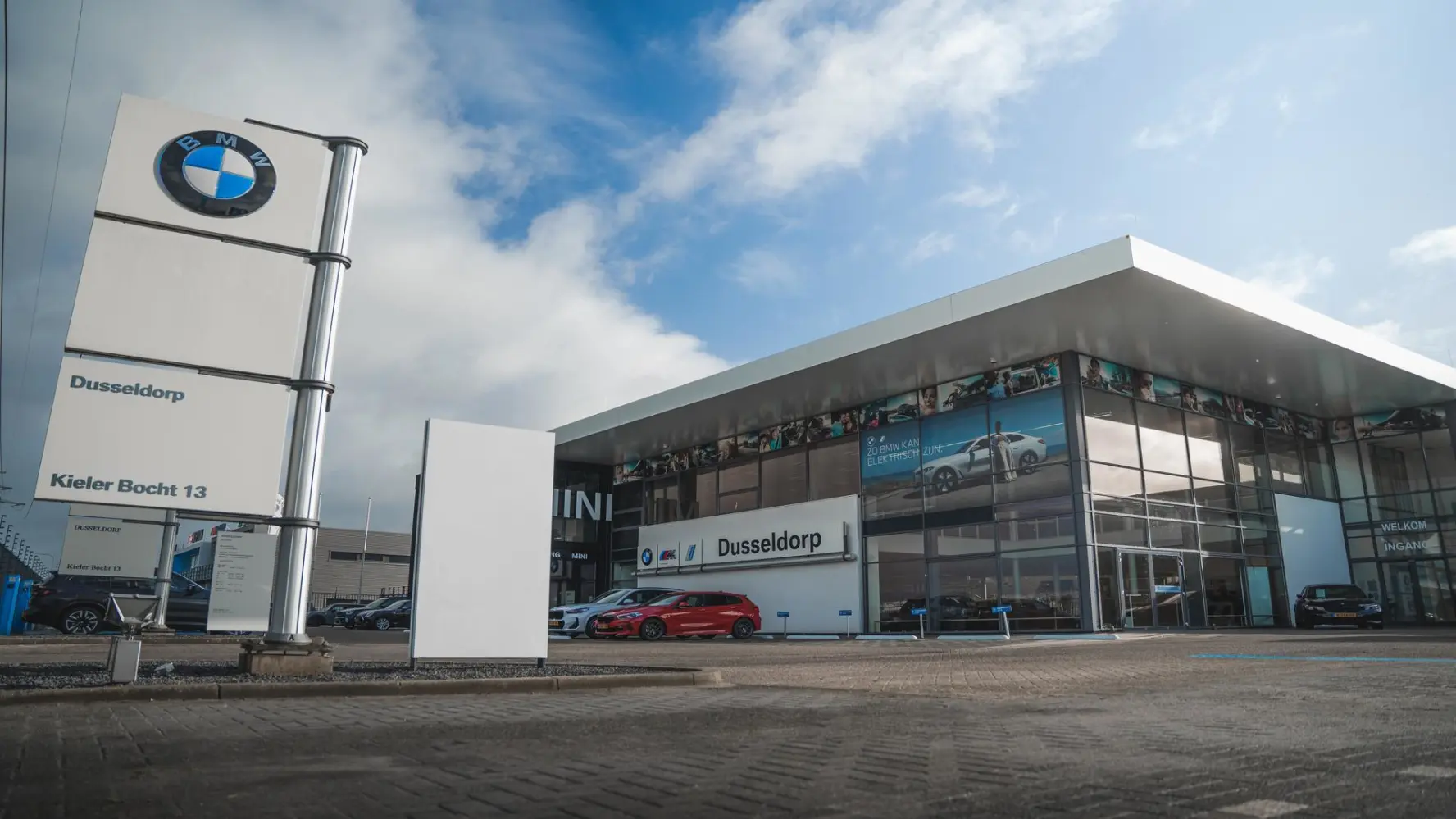 moderne BMW-showroom in Dusseldorp